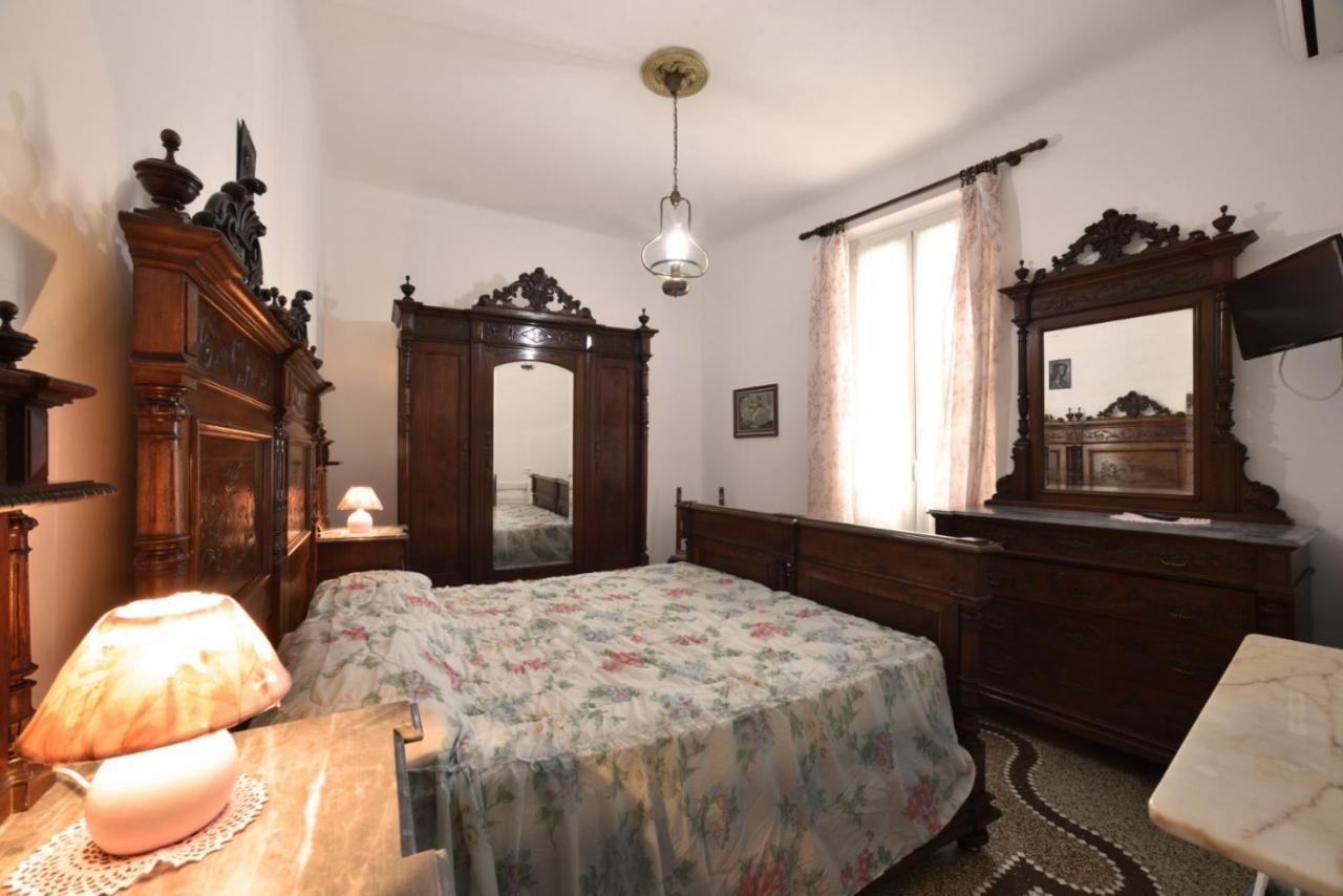 Appartamento Di Nonna Maria Алассио Экстерьер фото